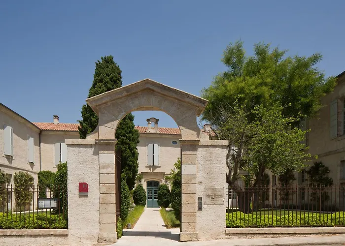 College des Doctrinaires, Hôtel, Résidence et SPA