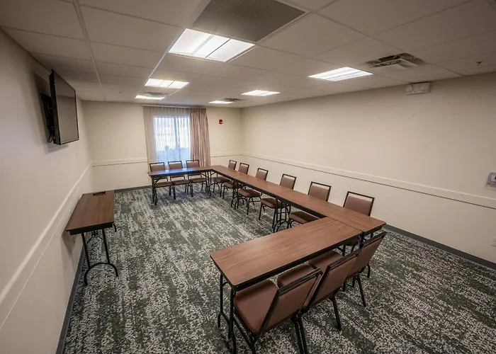 Mainstay Suites At Discovery Park Of America