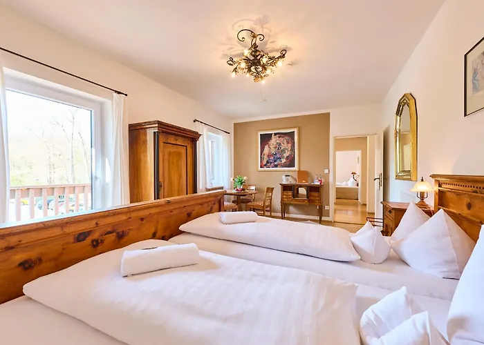 Hotel Waldgasthof Buchenhain