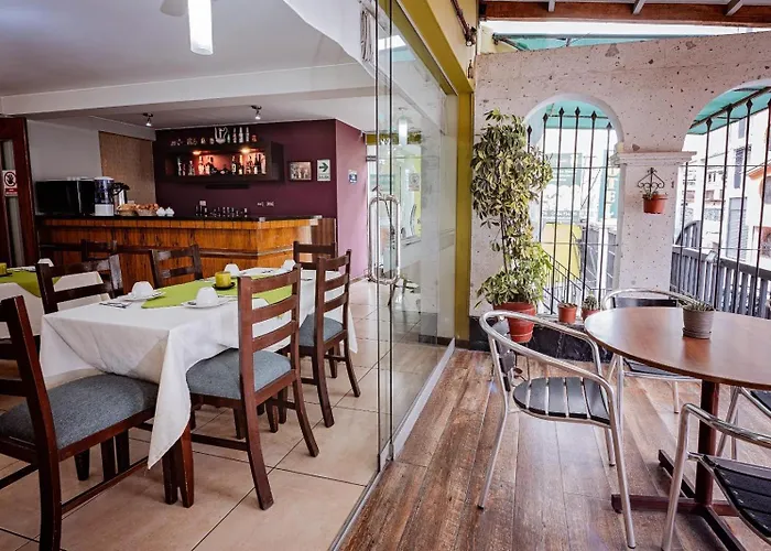 Hotel San Felipe Suites