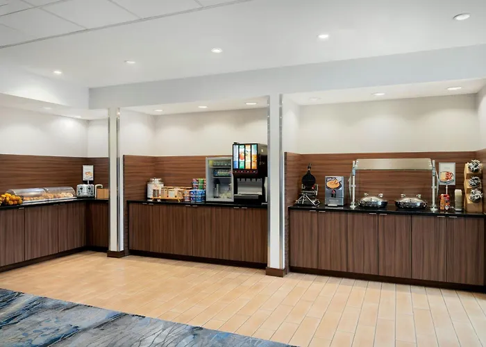 Fairfield Inn & Suites By Marriott Cincinnati Uptown/University Area