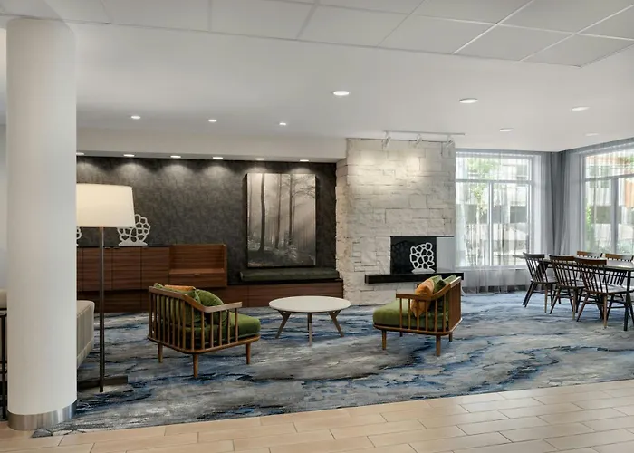 Fairfield Inn & Suites By Marriott Cincinnati Uptown/University Area