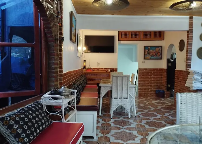 Aymane Rooftop Budget Panoramic Hotel