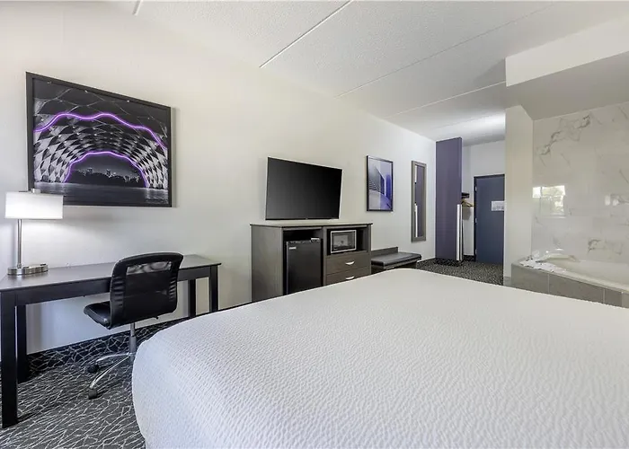 Best Western Bolingbrook Hotel