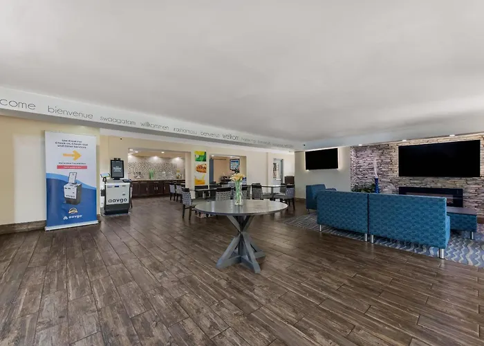Quality Inn & Suites Airport