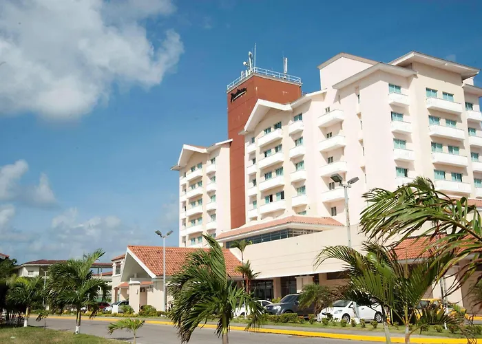 Radisson Colon 2000 Hotel & Casino At Cruise Port & Duty Free Mall