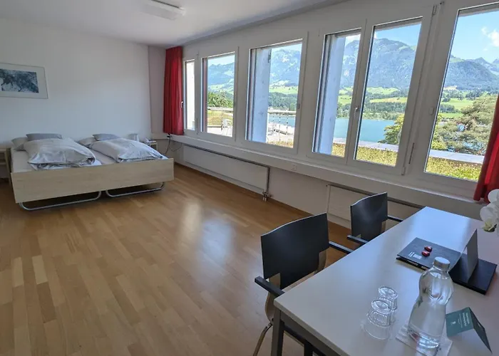 Hotel Kurhaus am Sarnersee