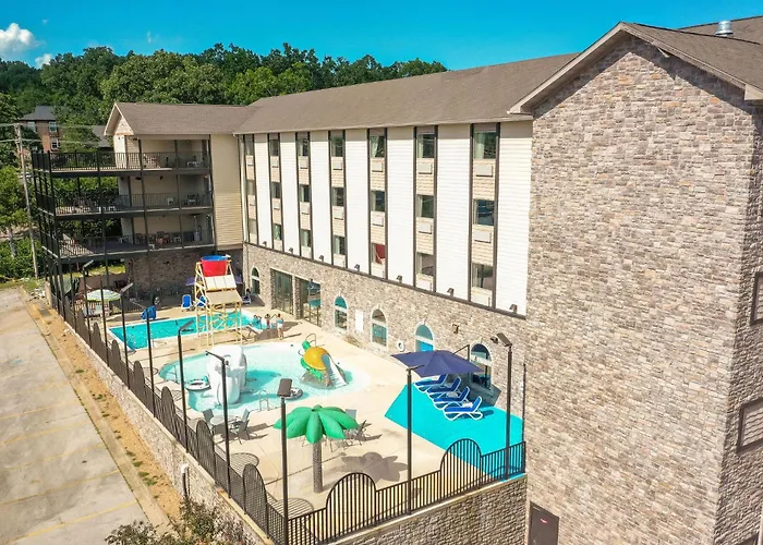 The Branson Waterpark Hotel