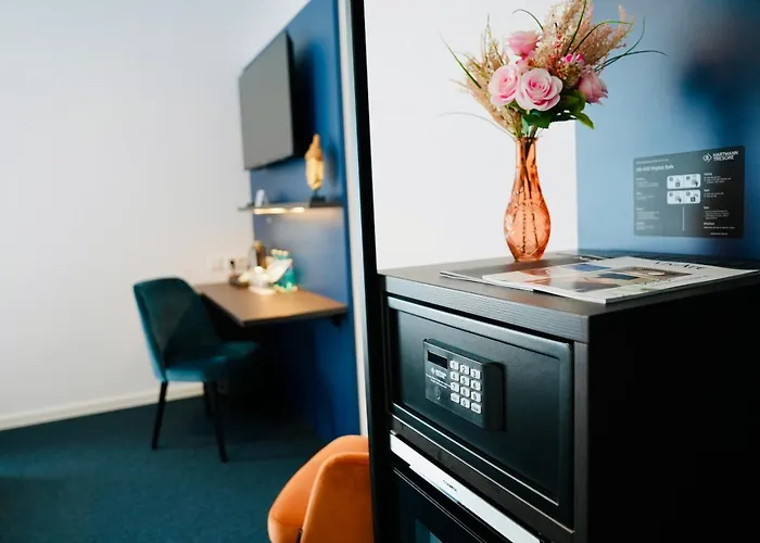 Arthotel Ambassador Wiesbaden - Free Parking
