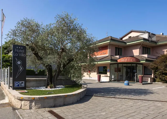 La Villa - Sure Hotel Collection by Best Western