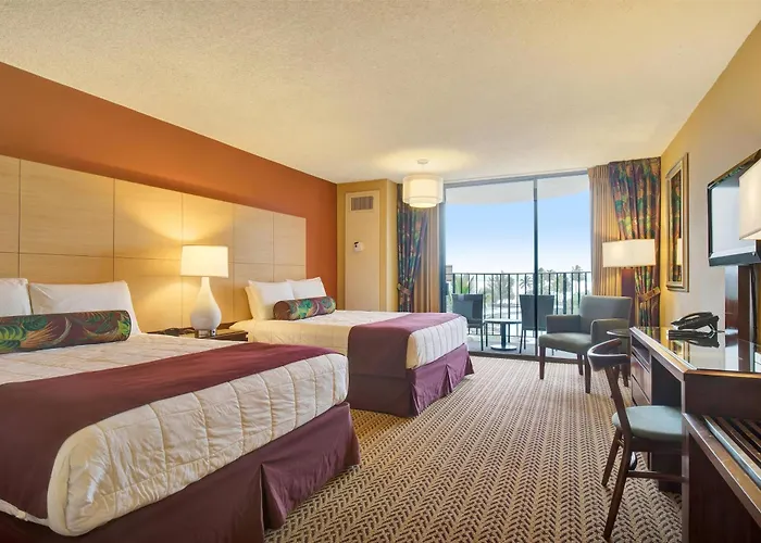 Hilo Hawaiian Hotel, Trademark Collection By Wyndham