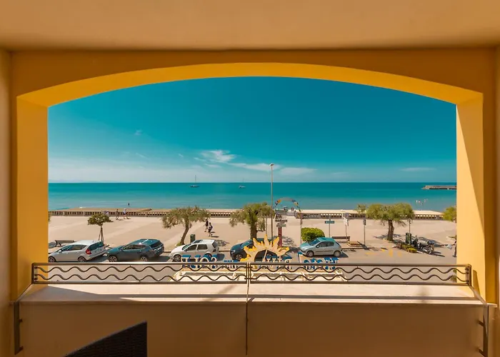 Hotel Riva Del Sole