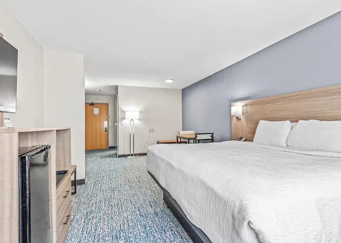 Quality Inn & Suites On The River