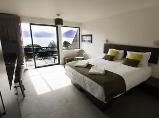 Hawea Hotel
