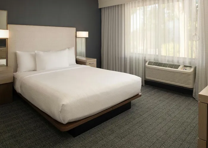Courtyard By Marriott Vacaville