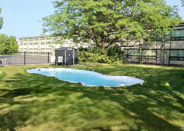 Travelodge By Wyndham Trois-Rivieres