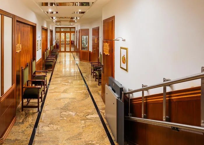 Silvanus Hotel