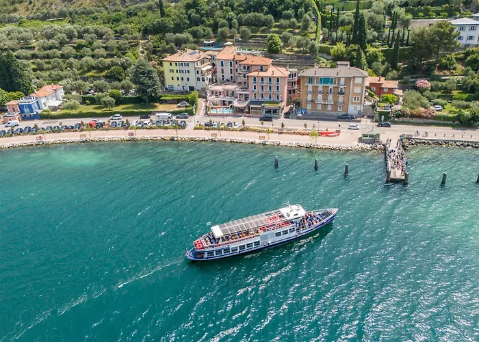 Lake Hotel Ifigenia