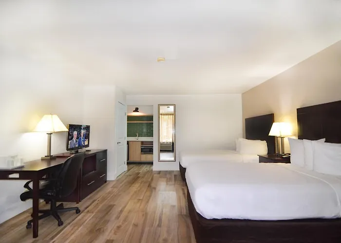 Hotel Monreale Inn & Studios I-Drive Icon Park Orlando