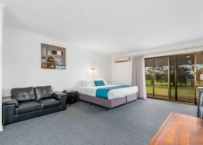 Comfort Inn & Suites Riverland