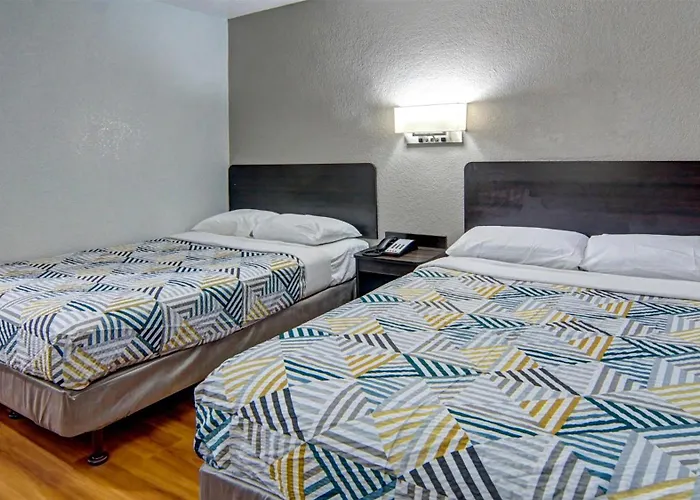 Motel 6-Longview, Tx