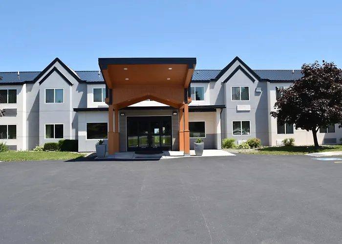 Quality Inn & Suites Watertown Fort Drum