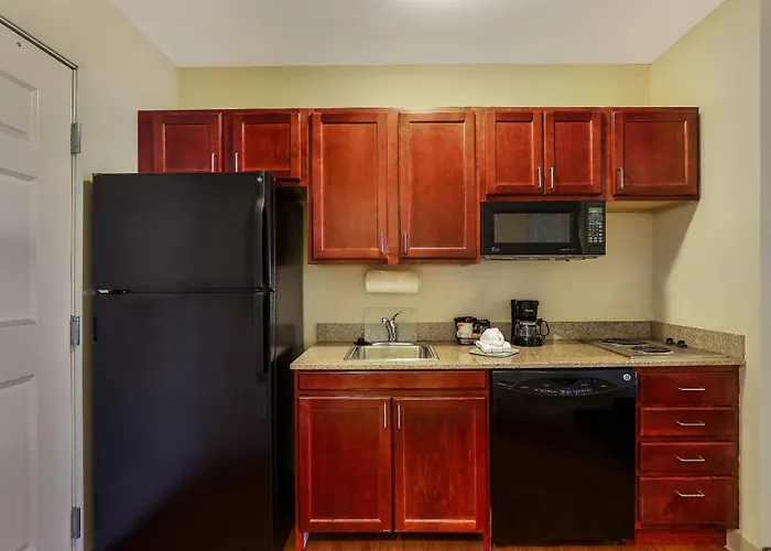 Mainstay Suites Fitchburg - Madison