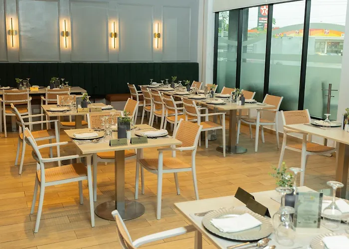 Aranjuez Hotel & Suites