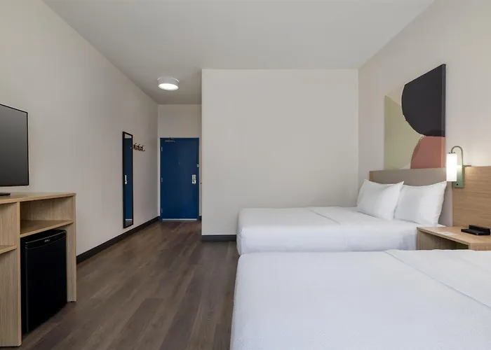 Spark By Hilton Artesia