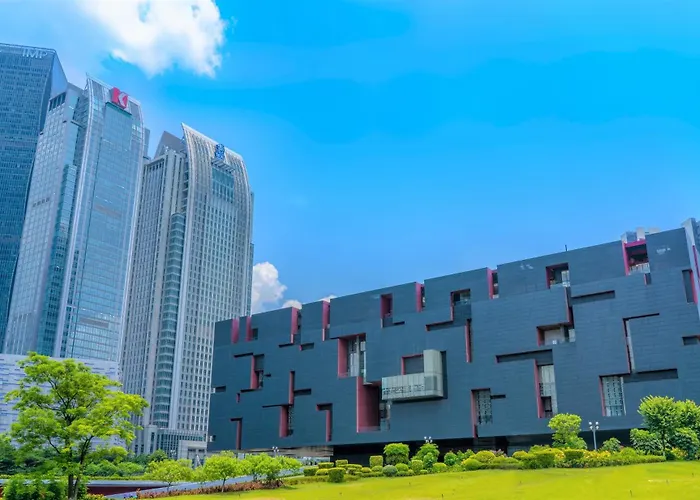 Paco Hotel Tiyuxilu Metro Zhujiang New Town Guangzhou-Free Shuttle Bus For Canton Fair&1-Min Walk To Canton Fair Registration