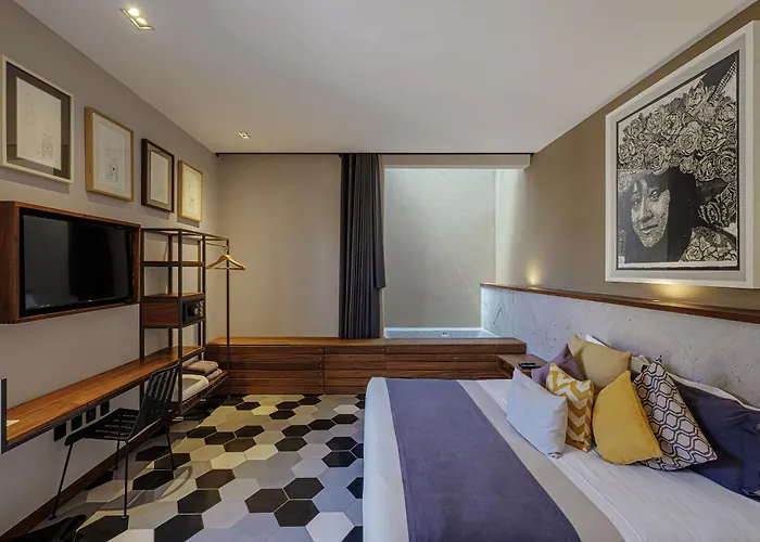 Hotel Criol