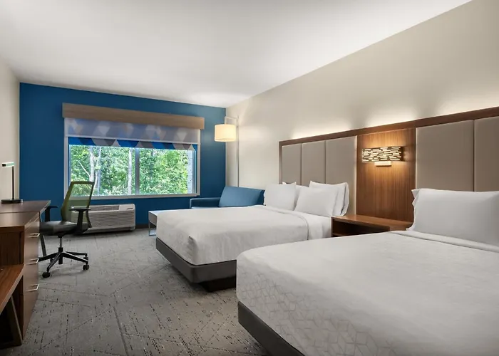 Holiday Inn Express Queensbury-Lake George Area By Ihg