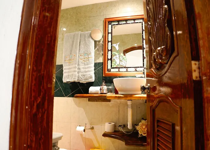 Monyoli Hotel & Boutique