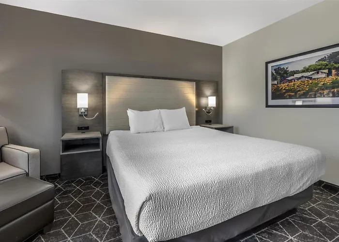 Best Western Plus Lawrenceburg