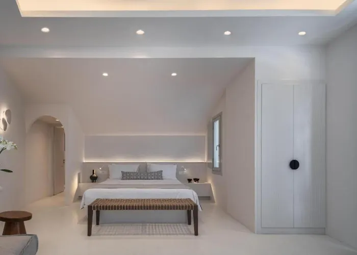 Akra Suites & Spa