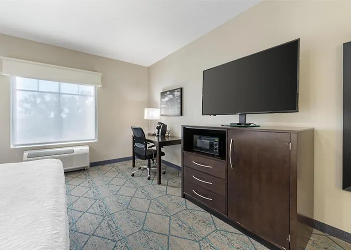 Best Western Plus Mcpherson