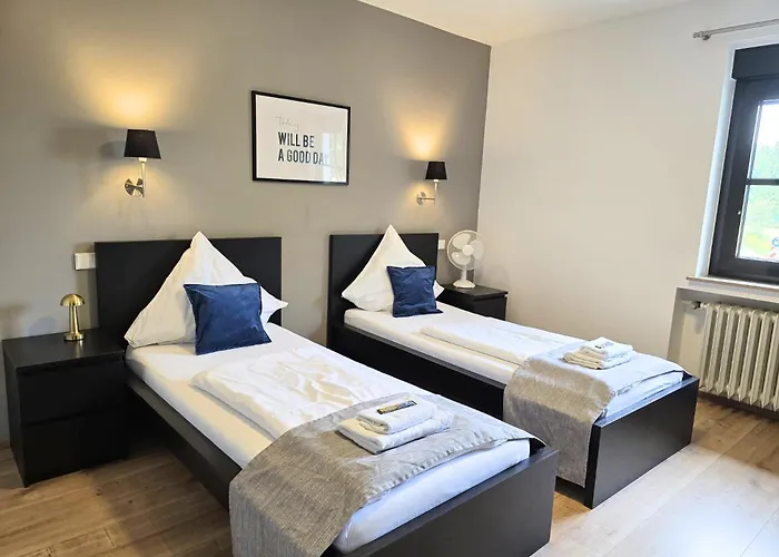 Rheinlaender Seehotel