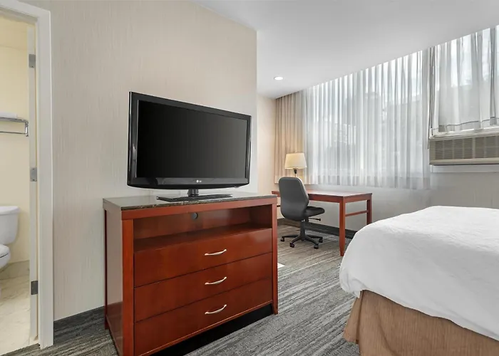 Best Western Plus Suites Downtown Calgary