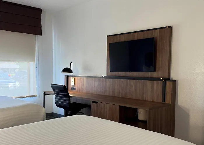 Wingate By Wyndham Airport - Rockville Road