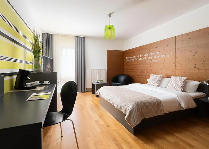 Hotel CampusZwei Komfortable Doppelzimmer&Apartments mit Küche Zentral in Ludwigsburg ideal für Business&Langzeitaufenthalte 24h Check in Kinder bis 14 Jahre übernachten kostenlos