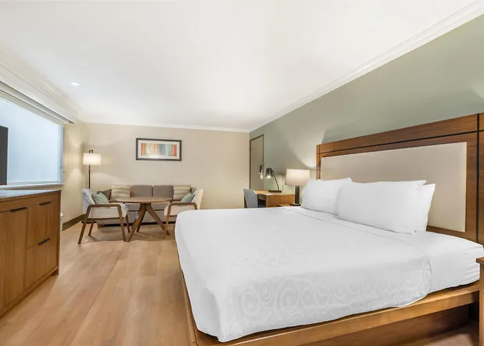 Best Western Plus Burnaby Hotel