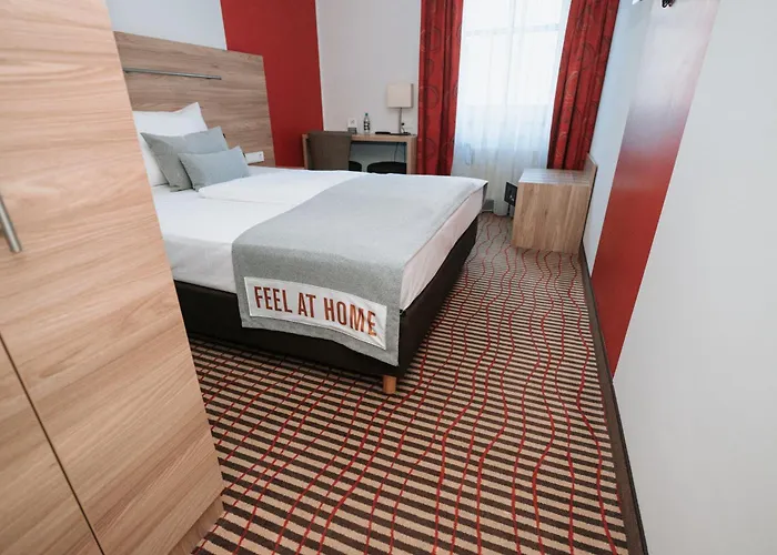 Coffee Fellows Hotel Puchheim