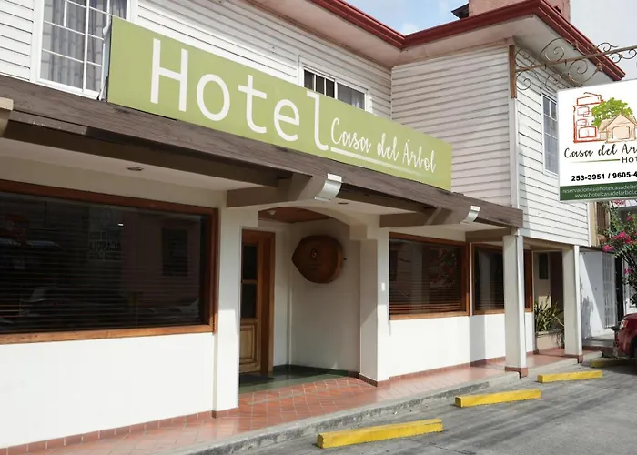 Hotel Casa Del Arbol