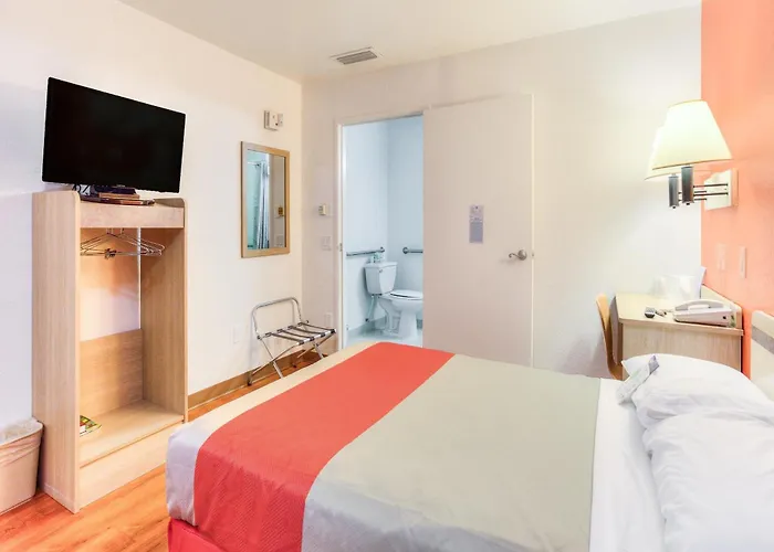 Motel 6-Tigard, Or - Portland South - Lake Oswego