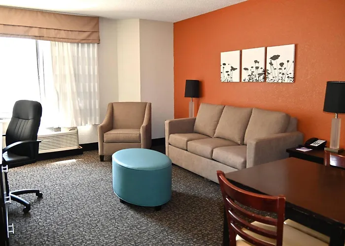 Sleep Inn & Suites Spring Lake - Fayetteville Near Fort Bragg