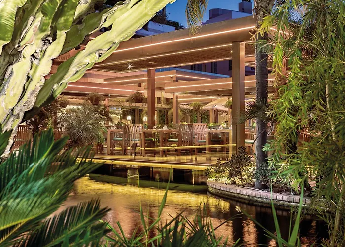Four Seasons Hotel