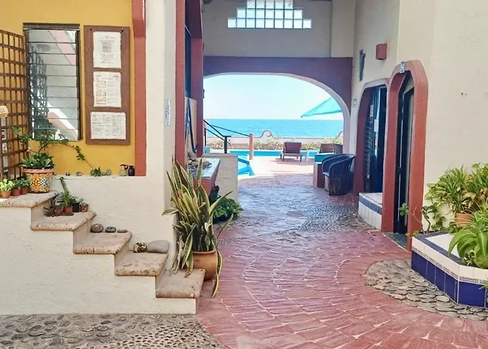 La Paloma Oceanfront Retreat