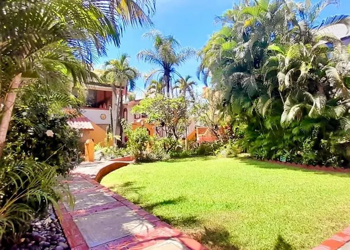 La Paloma Oceanfront Retreat