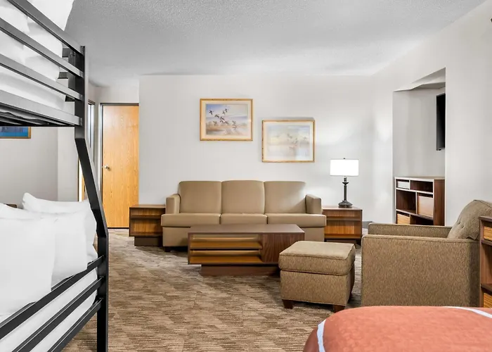 Super 8 By Wyndham Custer/Crazy Horse Area