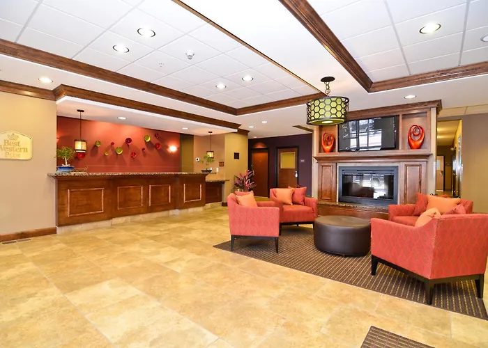 Best Western Plus Carousel Inn & Suites Burlington